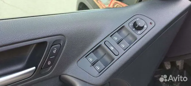 Volkswagen-Tiguan-2000