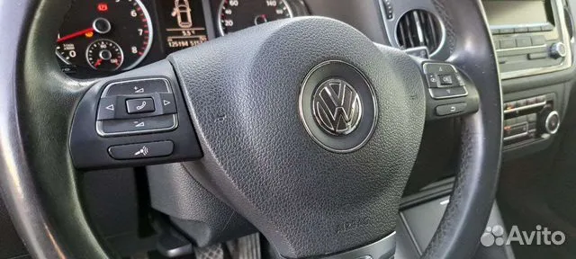 Volkswagen-Tiguan-2000