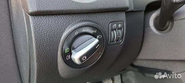 Volkswagen-Tiguan-2000