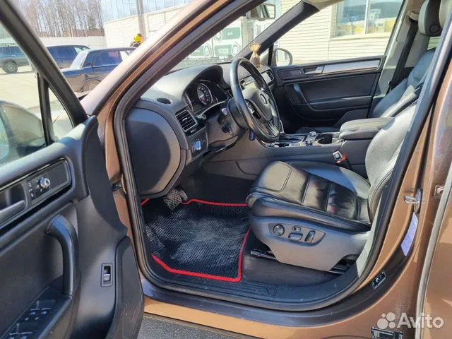 Volkswagen-Touareg-2000
