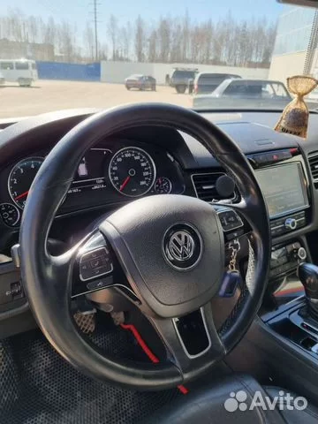Volkswagen-Touareg-2000