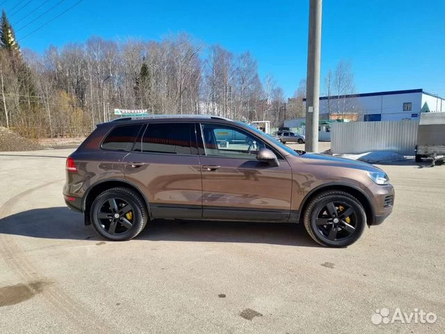 Volkswagen-Touareg-2000