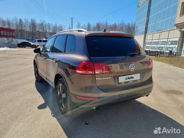 Volkswagen-Touareg-2000