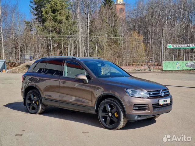 Volkswagen-Touareg-2000