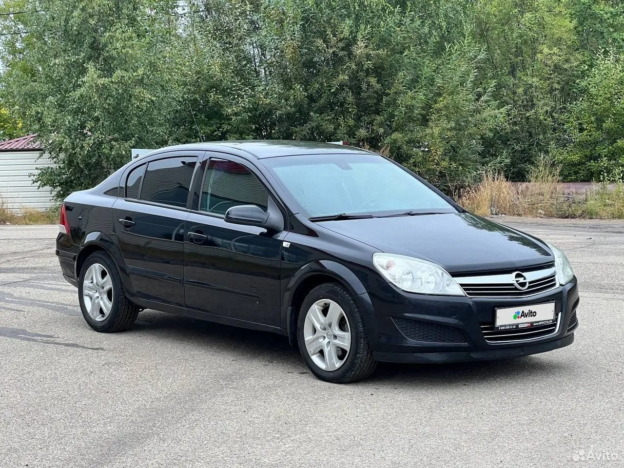 Opel-Astra-2009