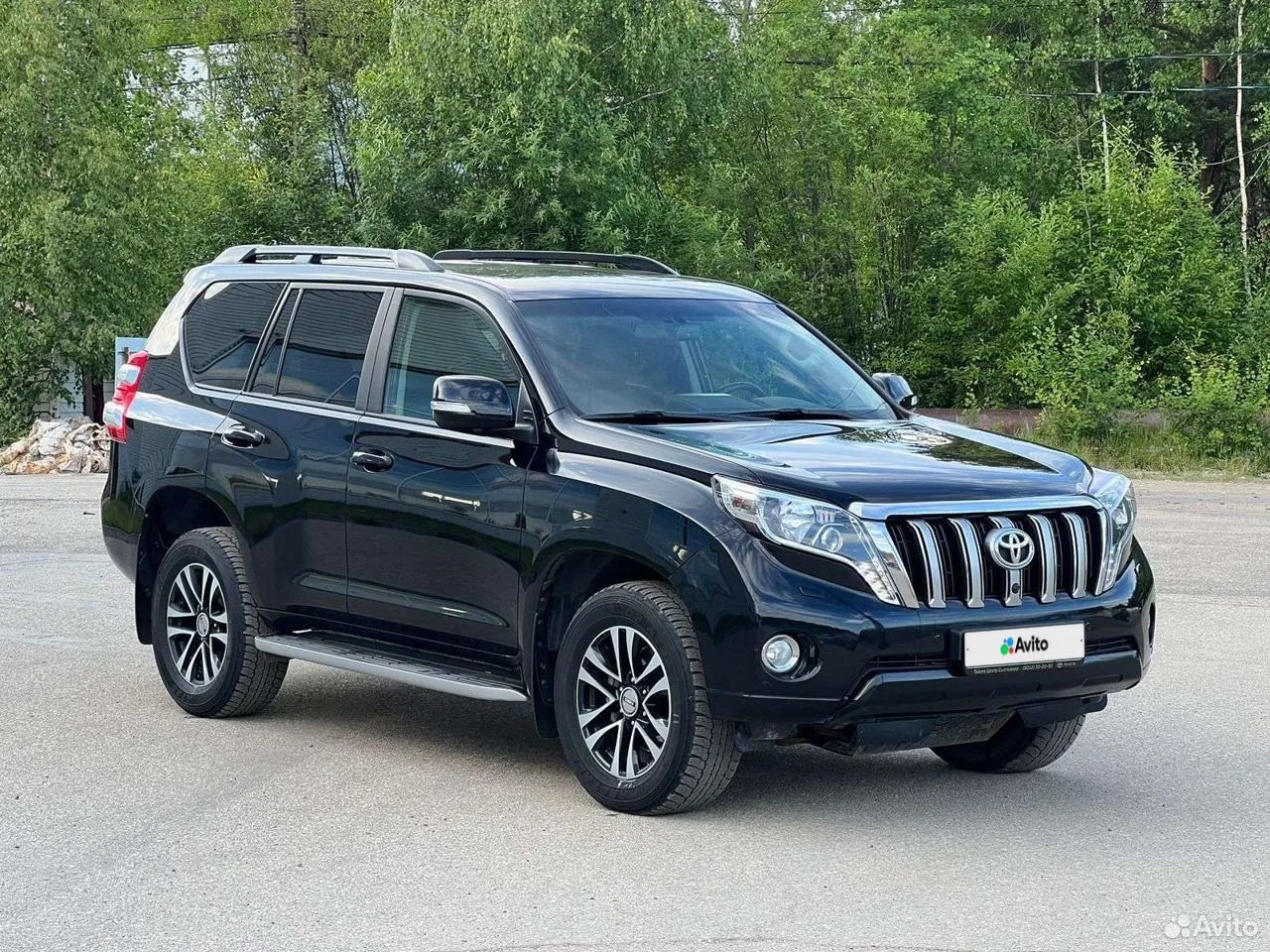 Toyota-Land Cruiser Prado-2017