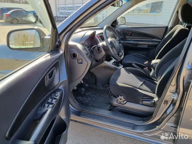 Hyundai-Tucson-2000