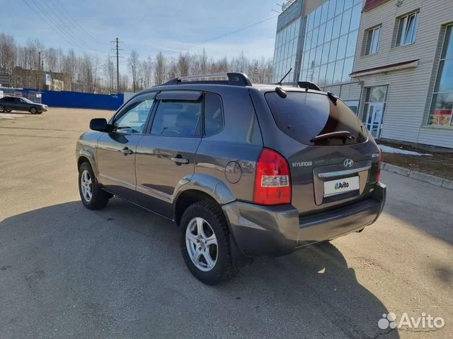 Hyundai-Tucson-2000
