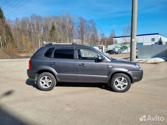 Hyundai-Tucson-2000