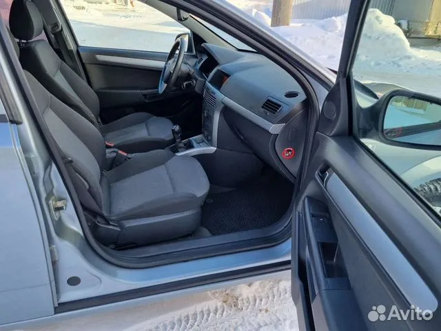 Opel-Astra-2000