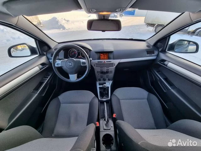 Opel-Astra-2000