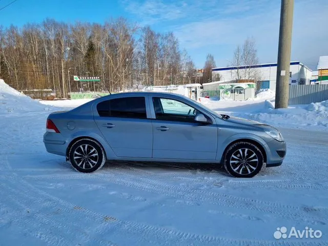 Opel-Astra-2000