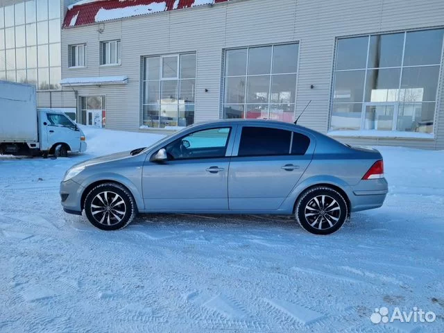 Opel-Astra-2000