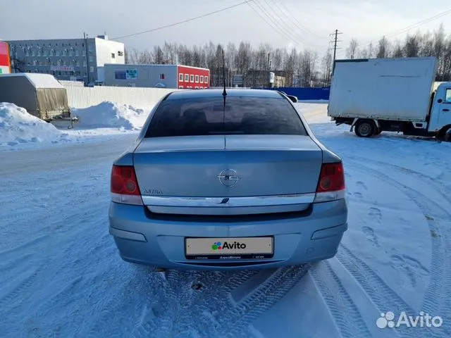 Opel-Astra-2000