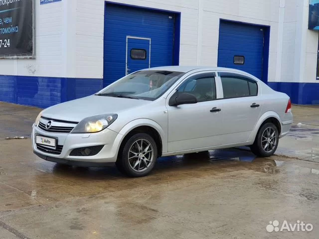 Opel-Astra-2000