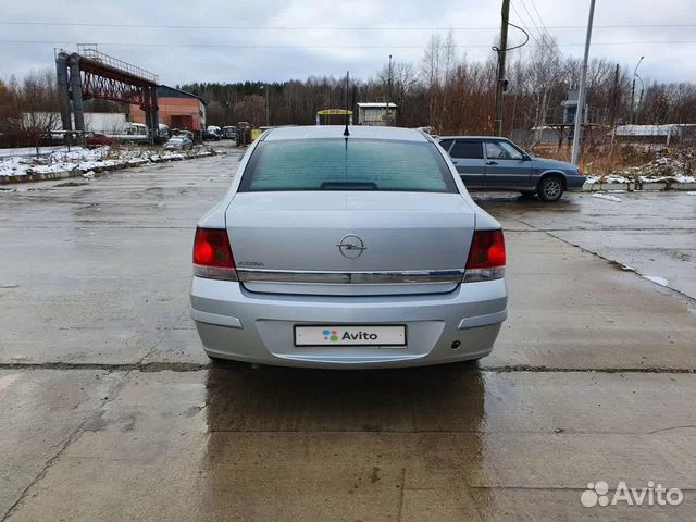 Opel-Astra-2000